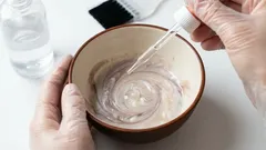 ヘアカラーに何を加えるべきか：色の持ちを良くするための、美容師の間でもあまり知られていない裏技